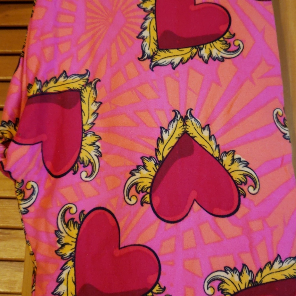OS LuLaRoe valentines leggings NWT